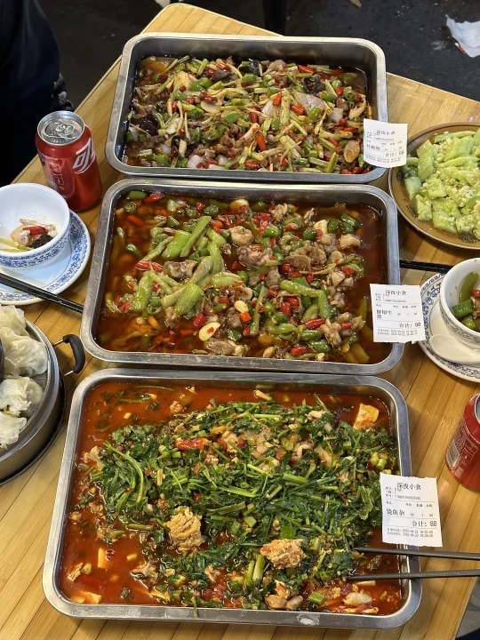 每个来成都的朋友都会被我带来吃。。。