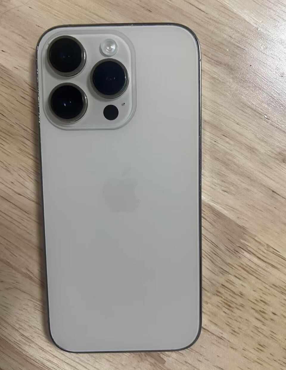 出售14pro，长沙自提
出自用iPhone 14 Pro 256G 白色，国行