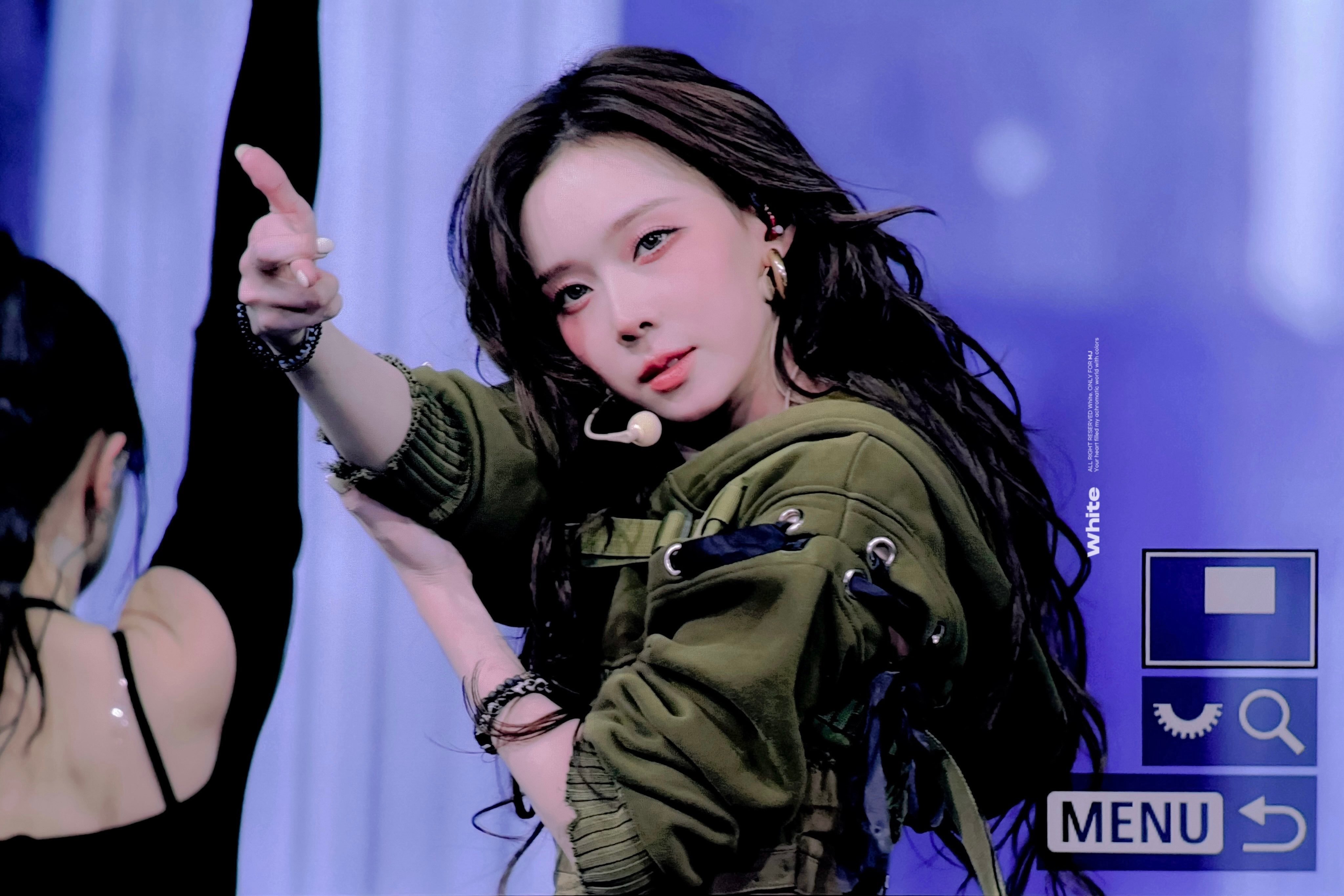 🔫©️whitefor010101 