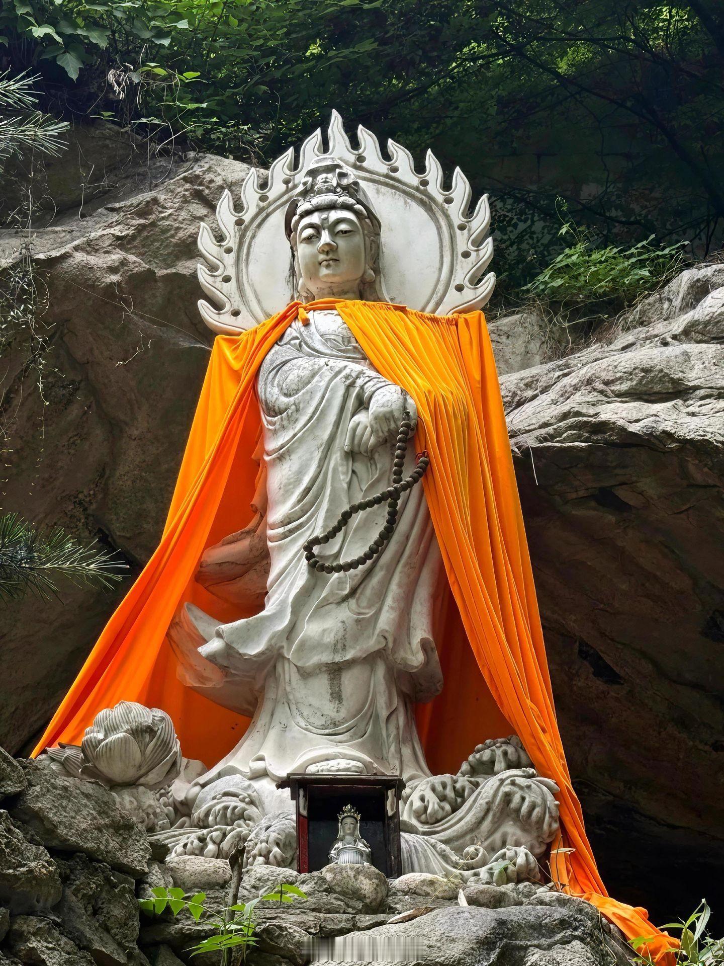 【平常語·甘露味】想做的事不用声张，安静去做就好。成了再说也不迟，尽最大的努力，