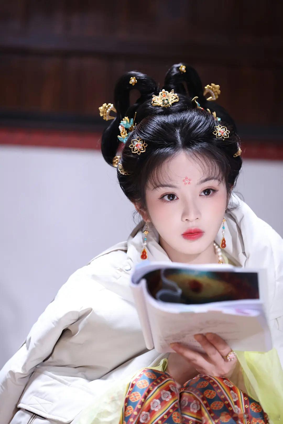 许凯打戏我当初在花渣说刘宇宁至少比许凯强，结果评论区被喷了几百楼，还说许凯是帅哥