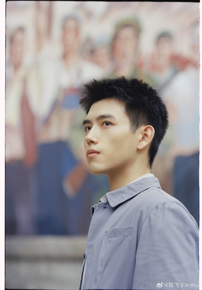 被陈飞宇转发区戳到 陈飞宇的转发区就像一个温暖大家庭，粉丝和他相互陪伴，这种双向