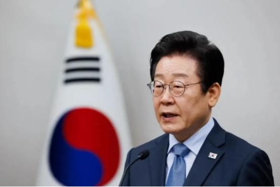 一位韩国人曾说过一句大实话：别看朝鲜与韩国现在敌对，但两国都明白，半岛统一早已无