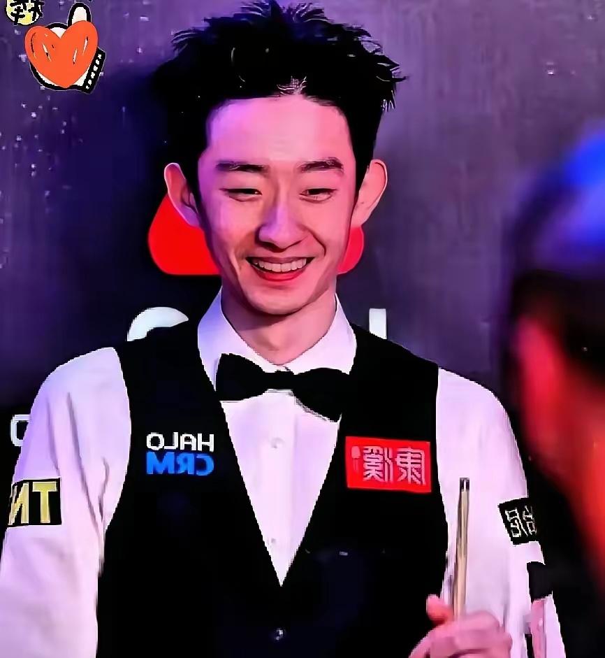 各位想想各位23岁的时候还在干什么？首先吴宜泽的家庭不是这种富裕家庭，他就很有压
