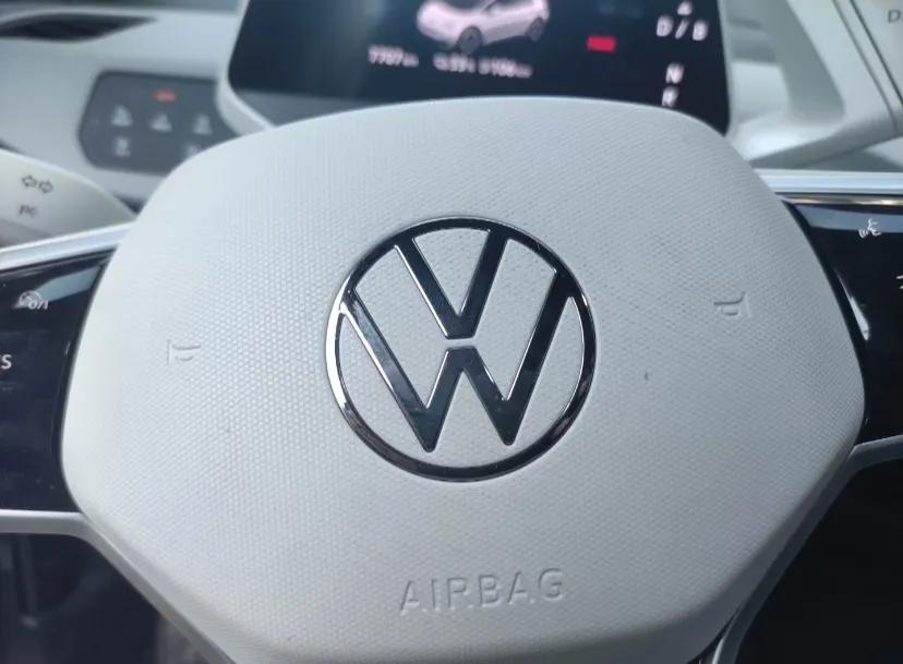 实现了空调自由
对于夏天来说，相信小伙伴们必不可少的就是打开空调了，但是现在燃油