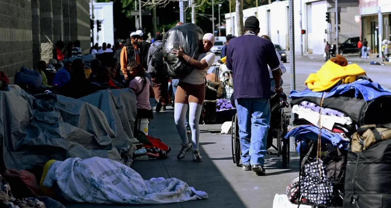 4月18日，《华尔街日报》发文坦言，美国对中国的吸引力正在急剧消退，大批中国学者