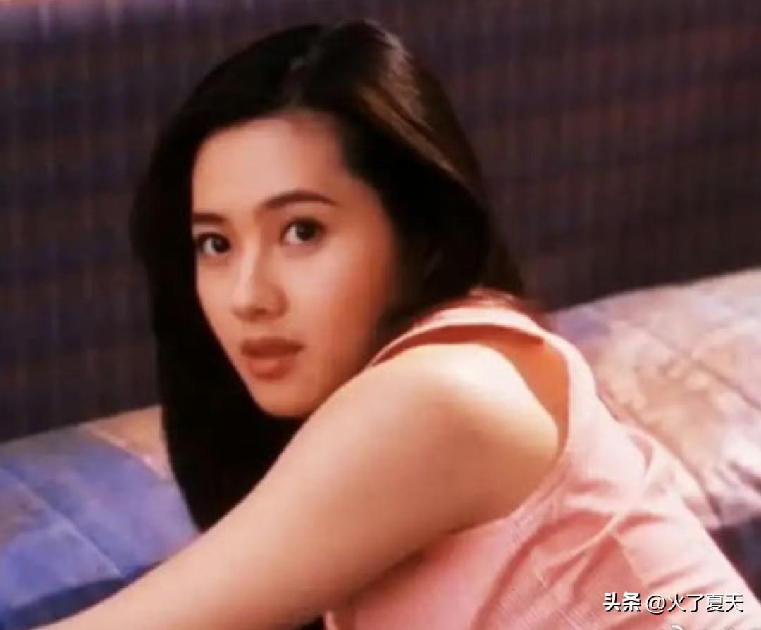 现年60岁的李丽珍入行已经超过40年，如今她已经洗尽铅华，甚少公开露脸，当然她也