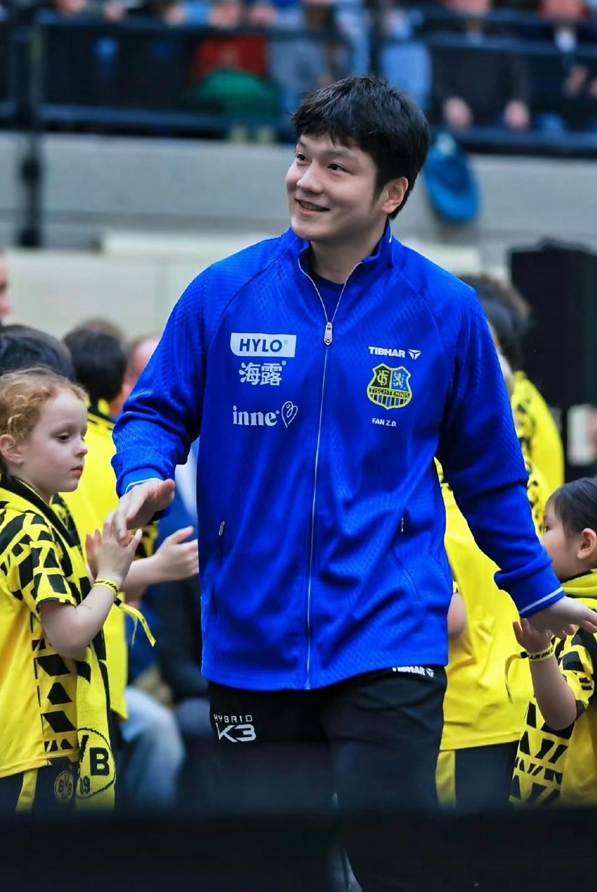 辉煌从不由他人执笔，人生的终章，唯有自己落笔。 