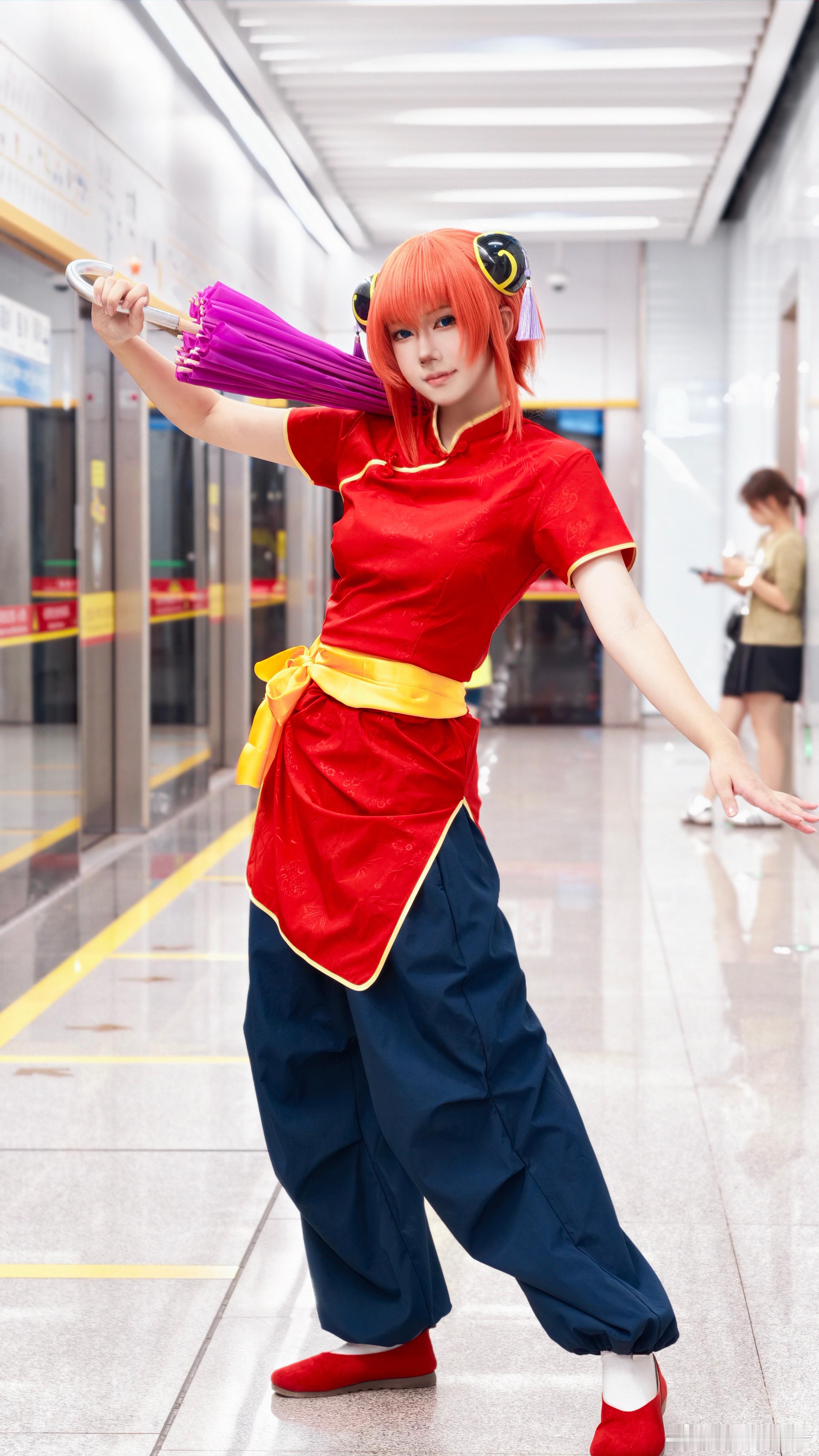 vivo银魂神乐cosplay二次元手机摄影 扎好团子头，摆出架势，夜兔神乐的功