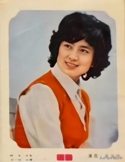 张金玲、赵静、董智芝、任冶湘、韩月乔、宋佳、吴玉芳、宋春丽、杨晓君、苏小明、汪以