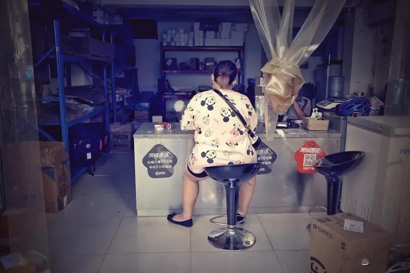 “退货姐”衣食住行各方面恶意退款 “退货姐”太让人无语啦！她在衣食住行各方面恶意