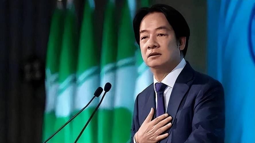 赖清德，尴尬了！台媒报道，赖清德近日在视察一场军事演练时，其中一架参演无人机的尾
