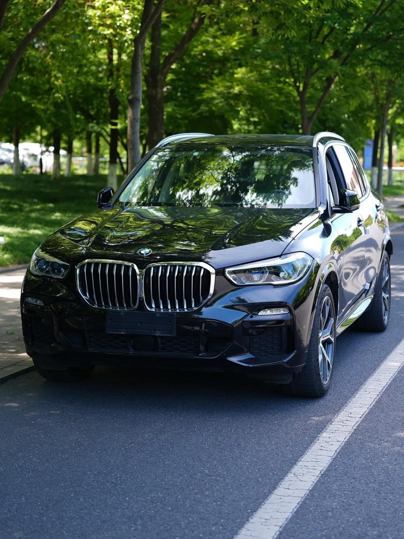 成功男人绕不开的一台车？30多万都能买到3.0T的宝马X5了！
对于大部分男人来