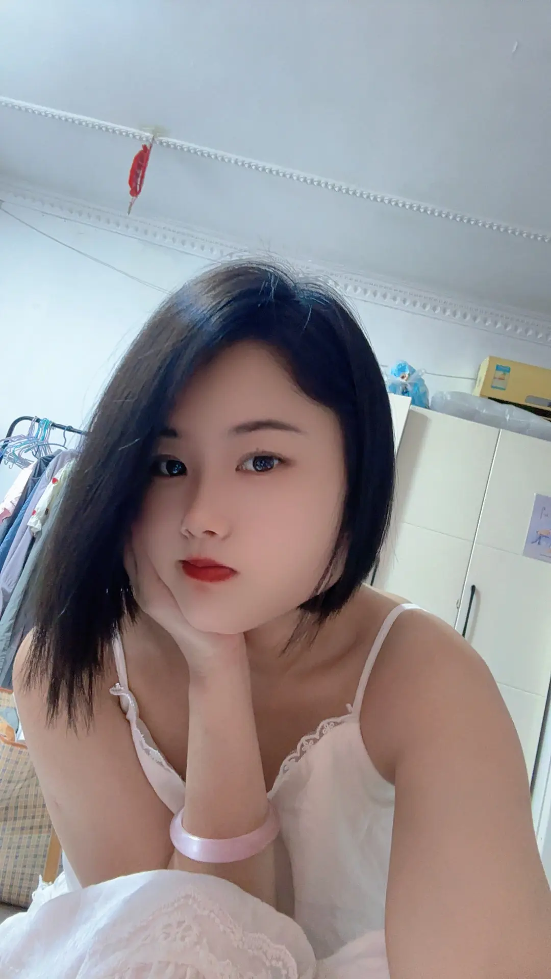 我连生气都会笑场 你觉得我会是什么样的人