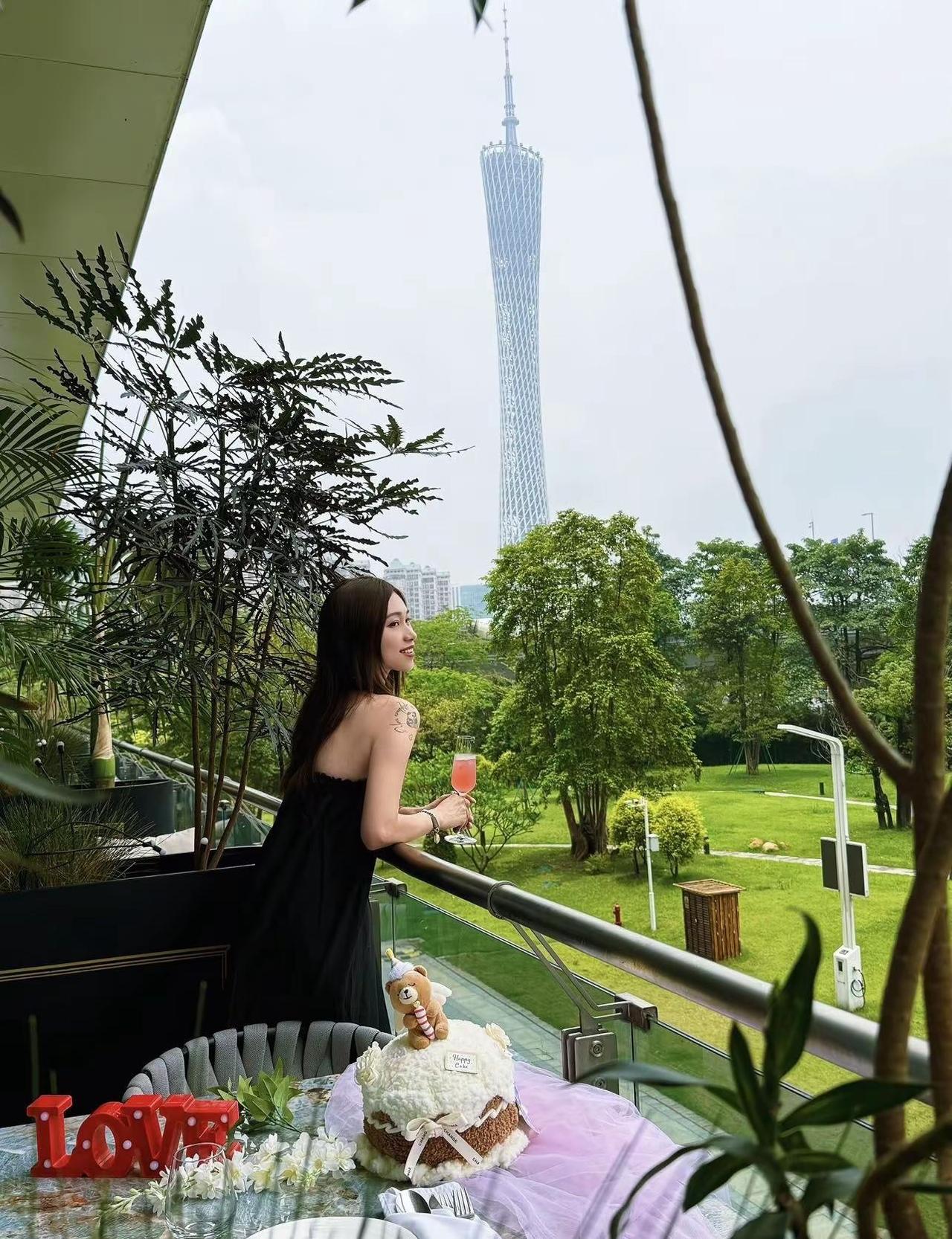 广州！！zui适520的约会西餐厅。男票提前预定了广报中心这家氛围感西餐厅🥩?