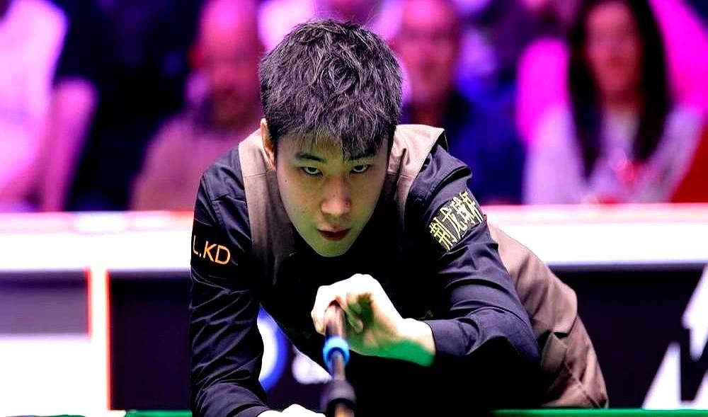 希金斯这招太狠了！赵心童复出后横扫老球王，先是球员锦标赛10-7，又在巡回赛半决