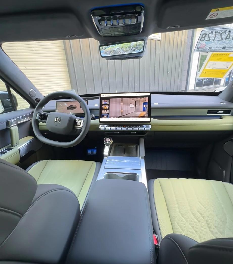 不服都不行！

26年东风岚图 1-3 月销量达33,892 辆，同比增长30.