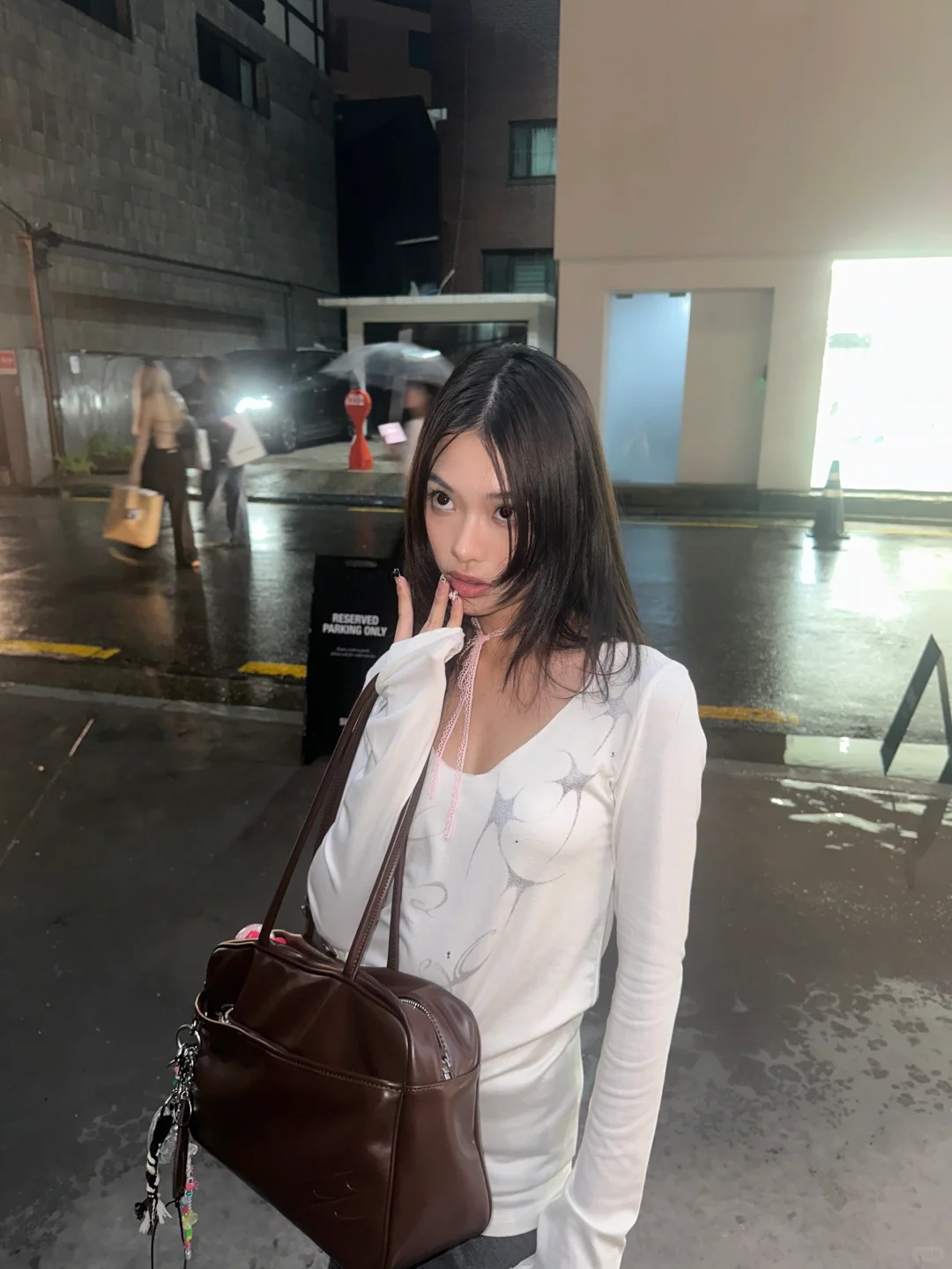 秒下倾盆大雨