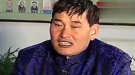 别人为什么一眼就看出你很老实，老实人有8大特征：
1、气场太弱，说话太客气，显得