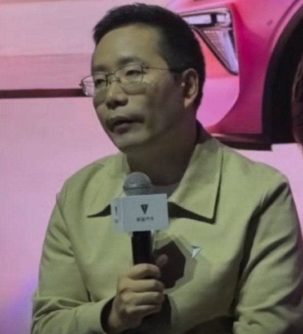 电动车的主要问题在电池，如果电池好了就能解决续航等问题。近期，四川宜宾新投产建成