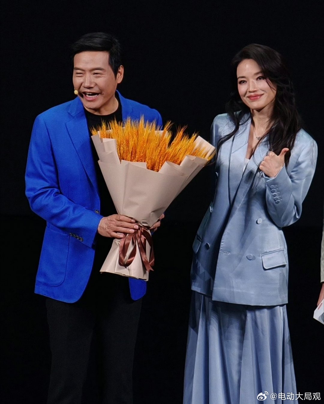 磕到了雷军回应邀请舒淇代言小米汽车雷军舒淇