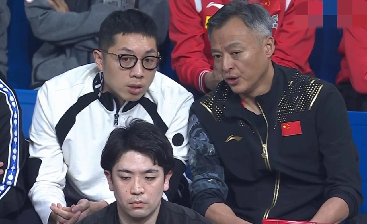 樊振东第一局3-11不敌张本智和。
#2023年成都国际乒联混合团体世界杯# 第
