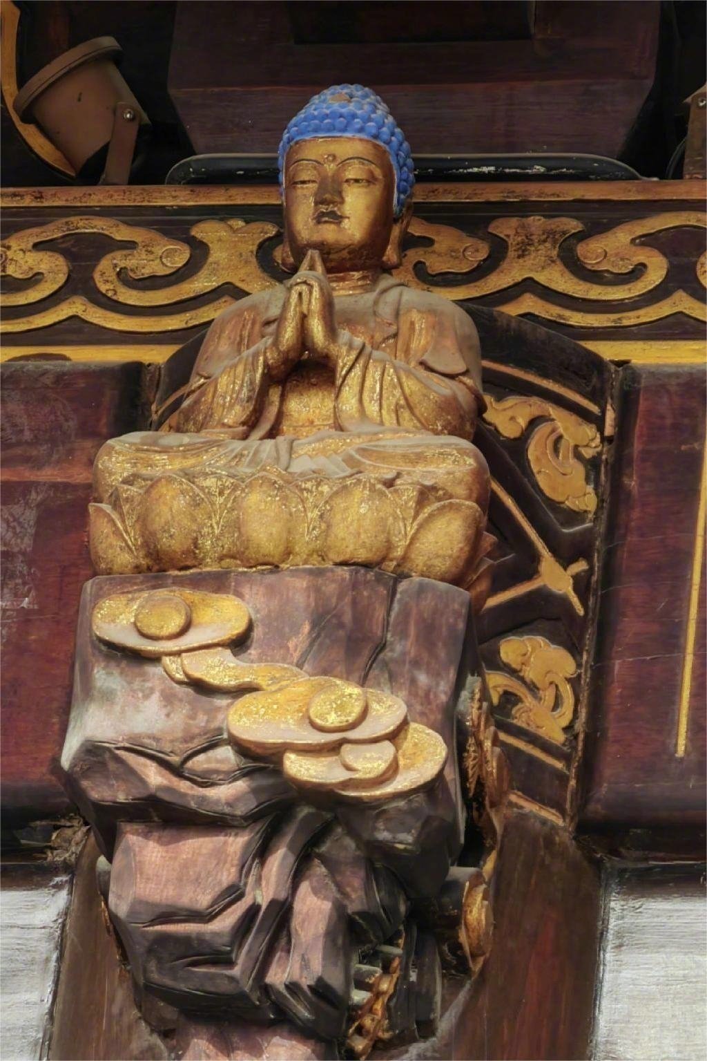 神佛相助，祈福如意，平安无忧，多行善积福，好运会延续 🙏 ​​​