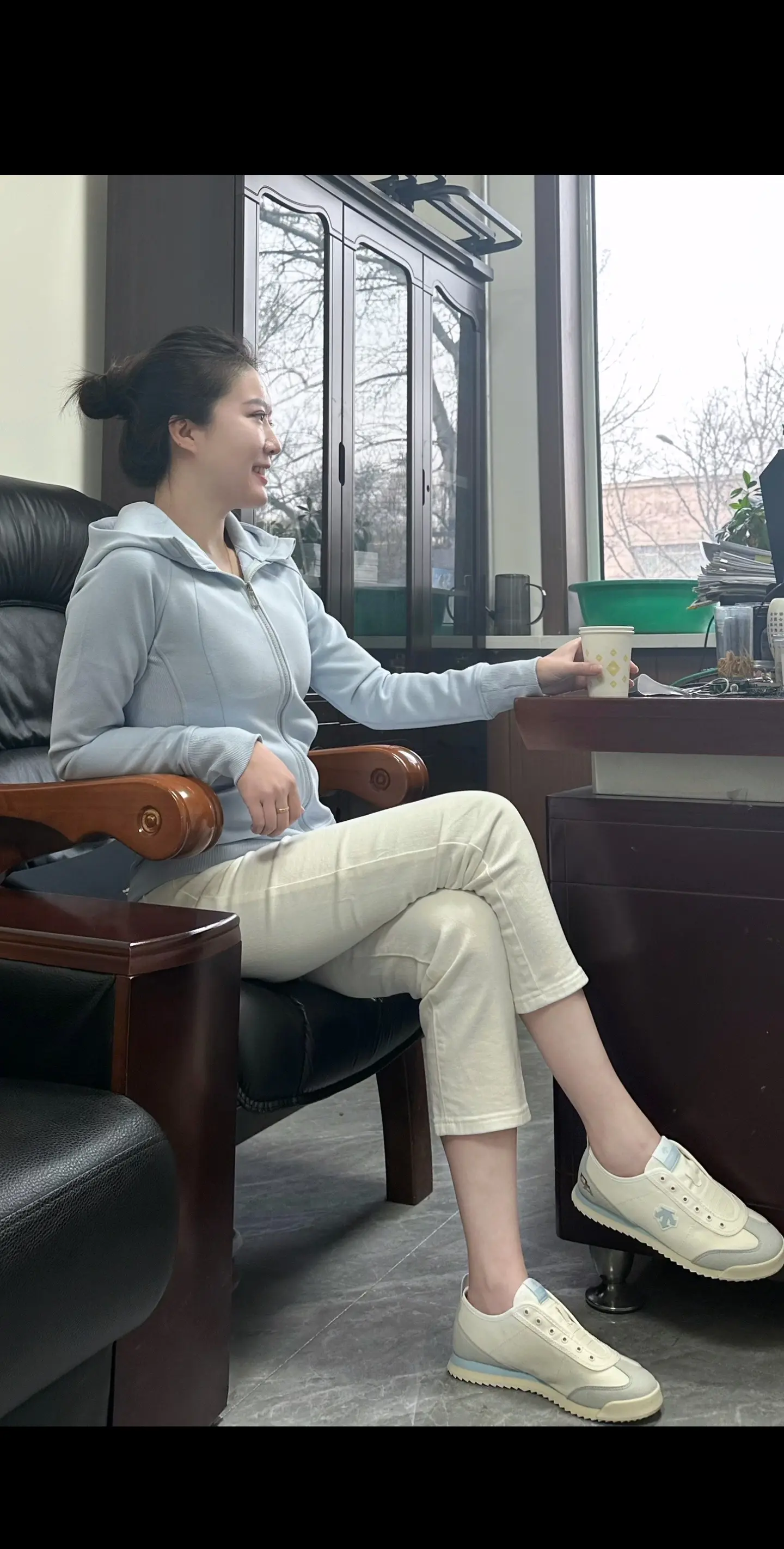 不要试图抓住关系，而是享受缘分