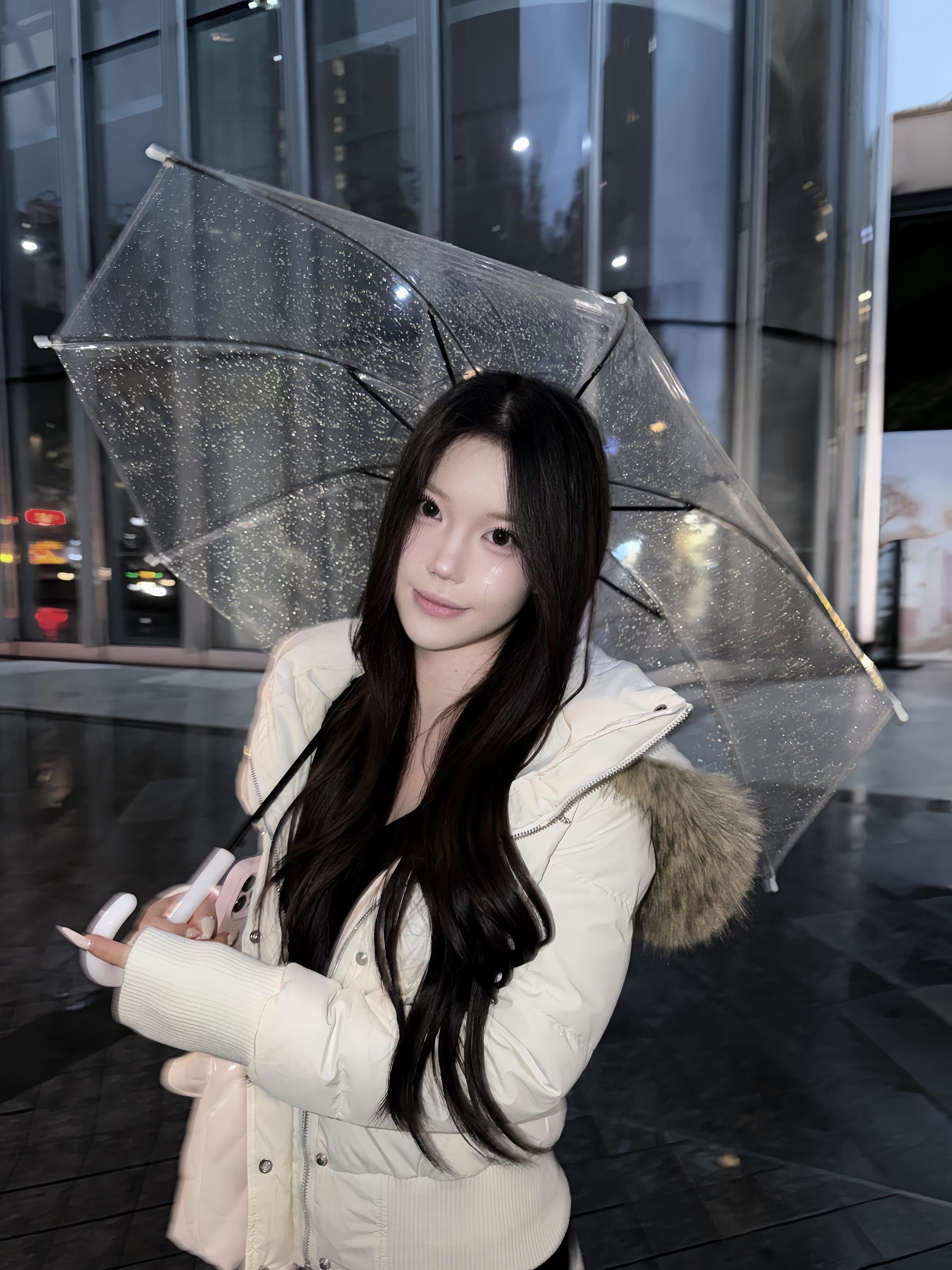 本来打算告诉你的 你不在的时候我遇到了很多糟糕的事情 但最后我只想告诉...