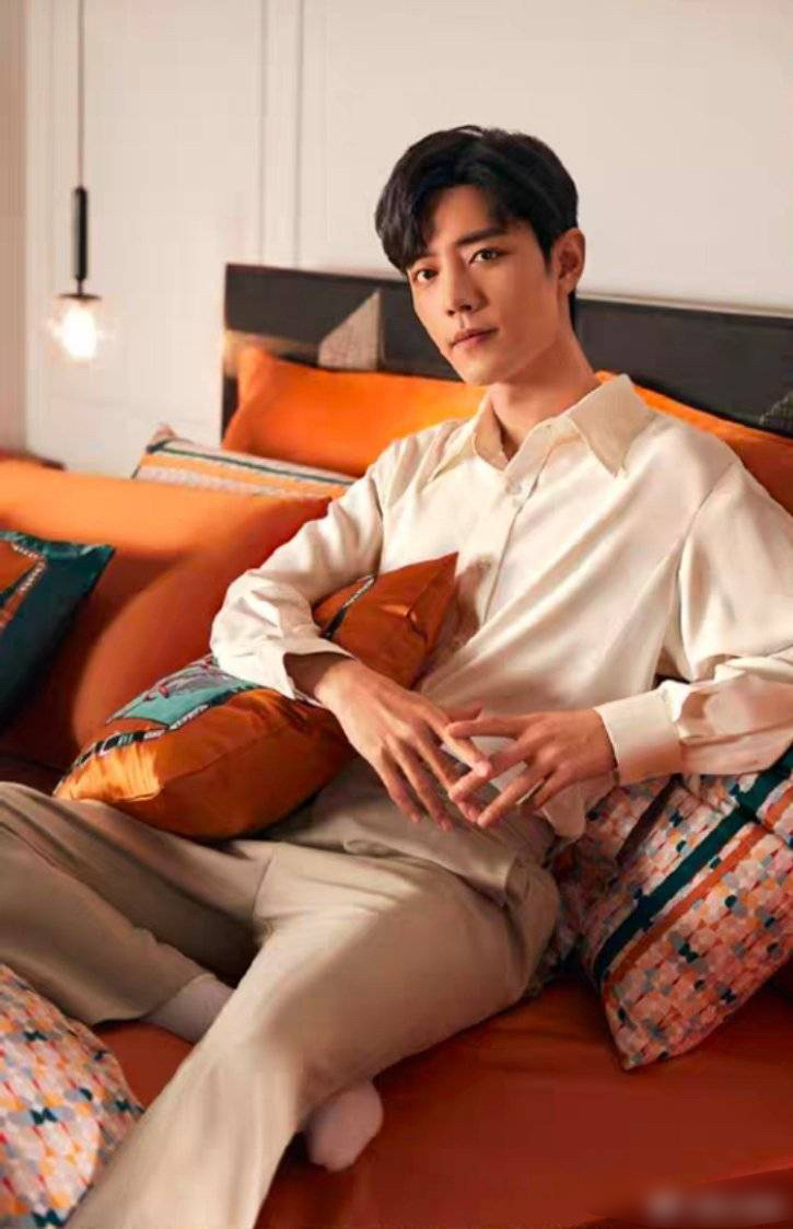 心事如潮，涨落之间，全是你踏浪而来的模样！尚界z7携手肖战登陆北京车展◎肖战