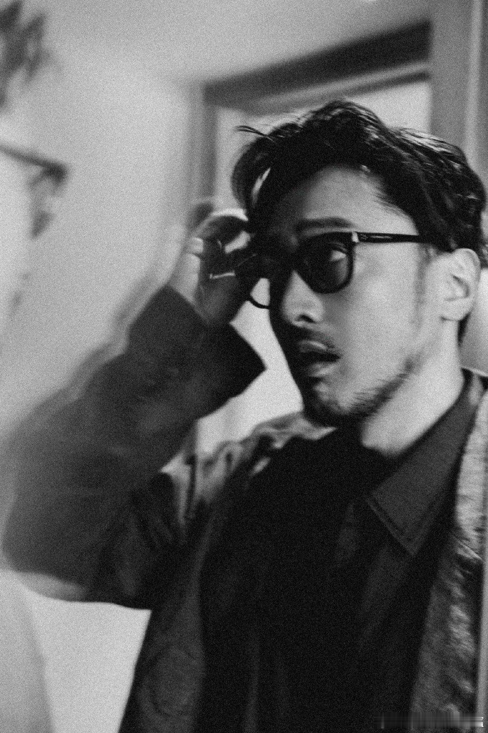 王传君酱园弄神级转场 被王传君在《酱园弄悬案》的转场惊艳到！前一秒温柔，下一秒暴