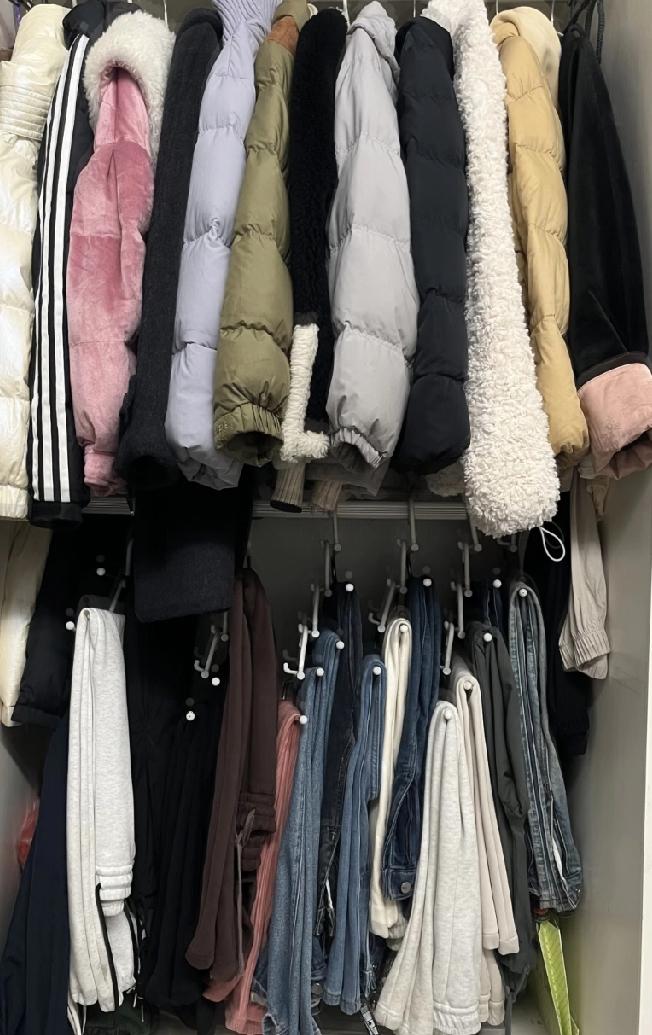 我真的有超多衣服了，别再给我推衣服啦
烦死了，每次不管刷到别人穿，还是无意间瞧见