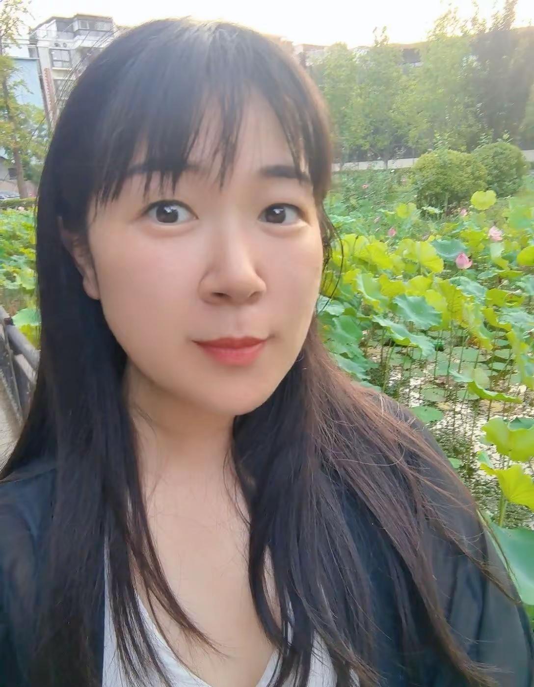 生活是一个回声系统，岁月的回旋镖会射中每一个发出它的人。所有的强求，都是痛苦；无