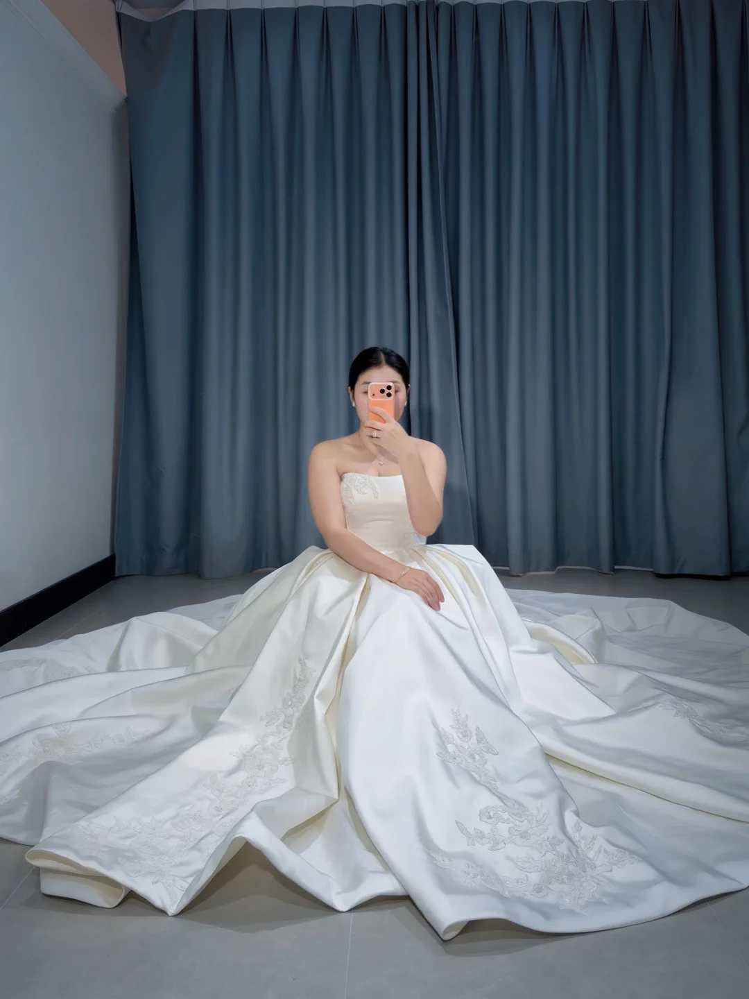不婚主义可以试婚纱吗？