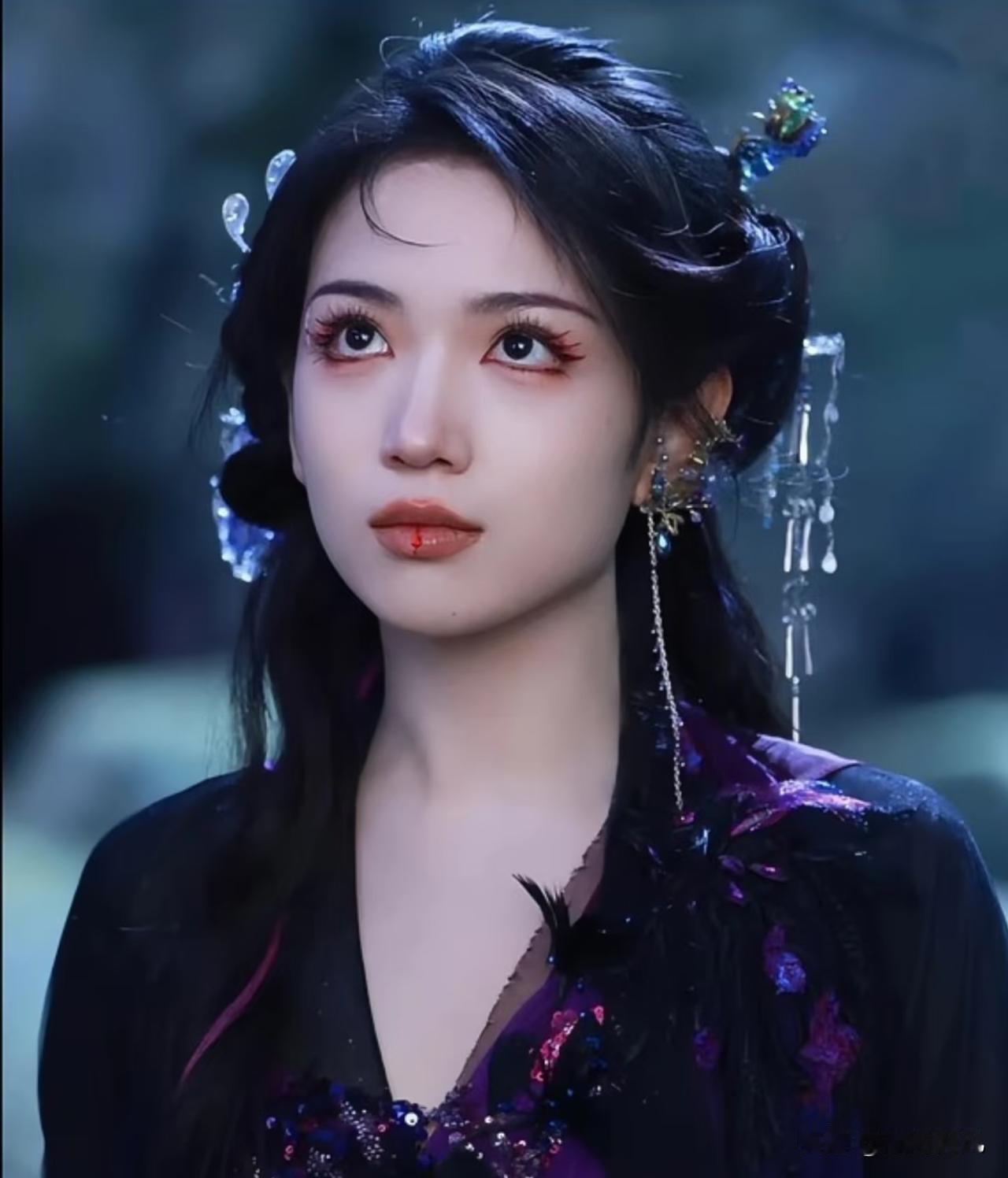 现在无比后悔上综艺的应该就是代露娃了吧？好不容易靠《白月梵星》里芙蓉一角积攒起来