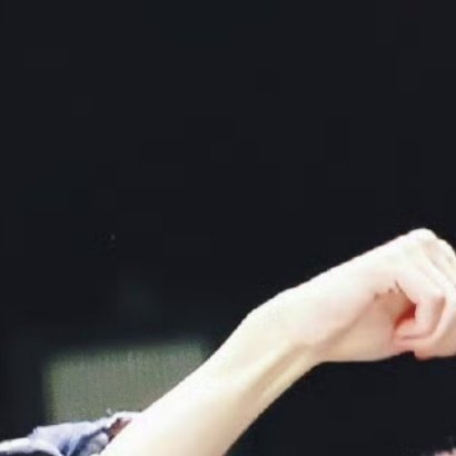 0000第一章 人类的悲欢并不相通“人类的悲欢并不相通，我只觉得他们很吵闹。”李