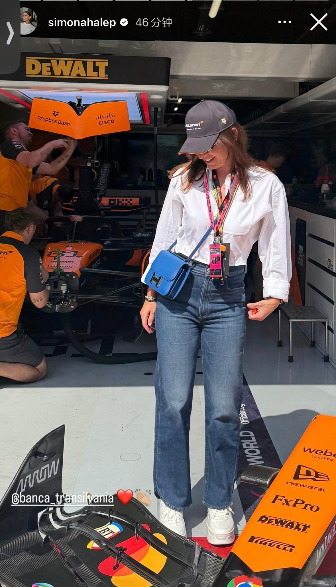 哈勒普！！！正在2025F1匈牙利大奖赛现场！！！Simona来到迈凯伦P房支持