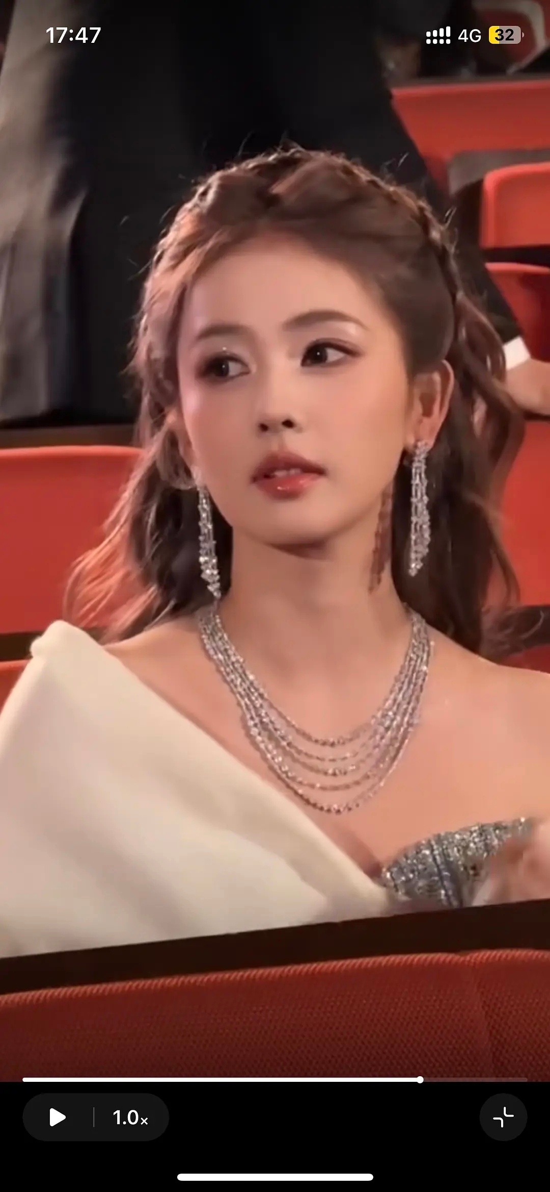 白鹿内场现场永远比工作室精修好看一款艺人工作室精修真想狠狠麻辣忘了 白鹿还没有工