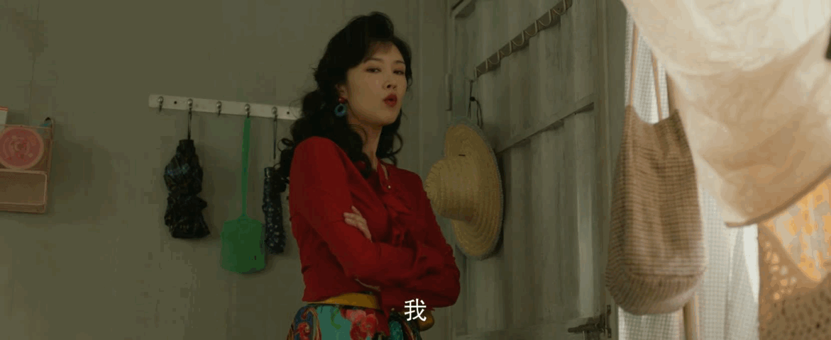 谭松韵新剧室友从怼友开始 郝倩倩拍门拍得再响都没用📣！遇上方婉之这种有勇有谋的