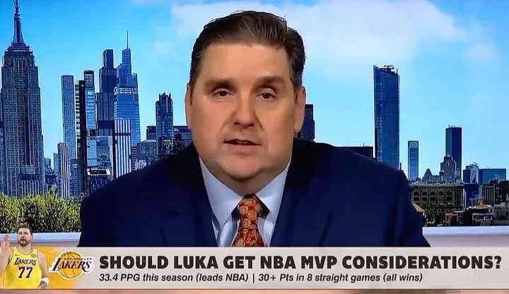 ESPN记者 Brian Windhorst在节目中表示詹姆斯相信现在这支湖人队