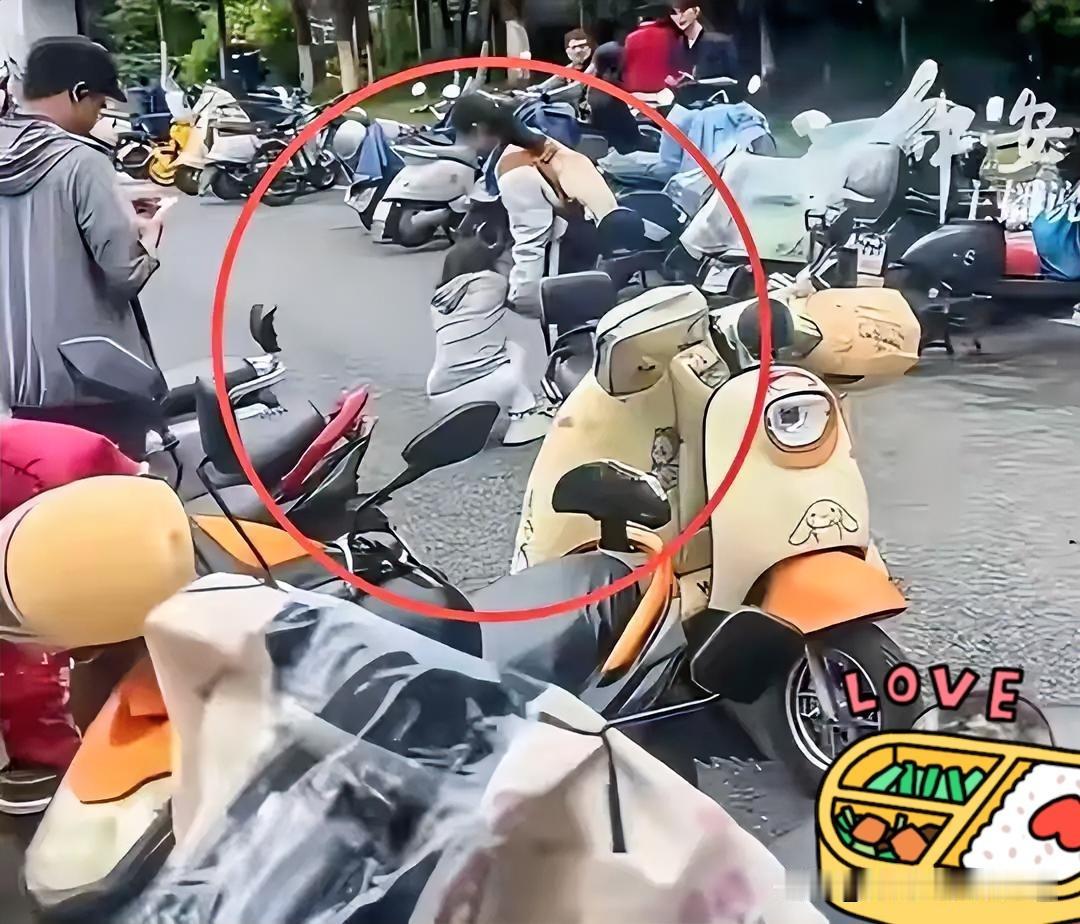 南昌这场高考乌龙真是让人五味杂陈！学霸姑娘忘带准考证，赶紧喊妈妈送来。妈妈提前十