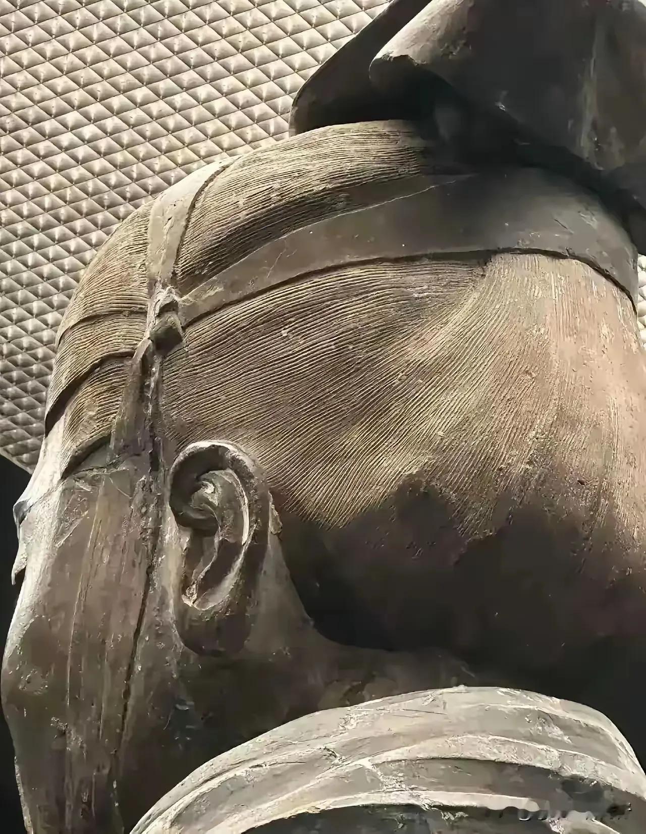 秦代的艺术怎么做到纹路如此清晰的，你能想到过了两千多年，还如此精美的艺术品吗？