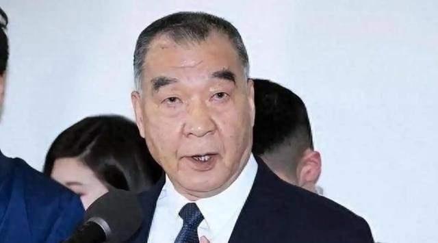 你要打多久我就陪多久！只要大陆战机敢越线，台军就开第1枪击落。

邱国正这个人，