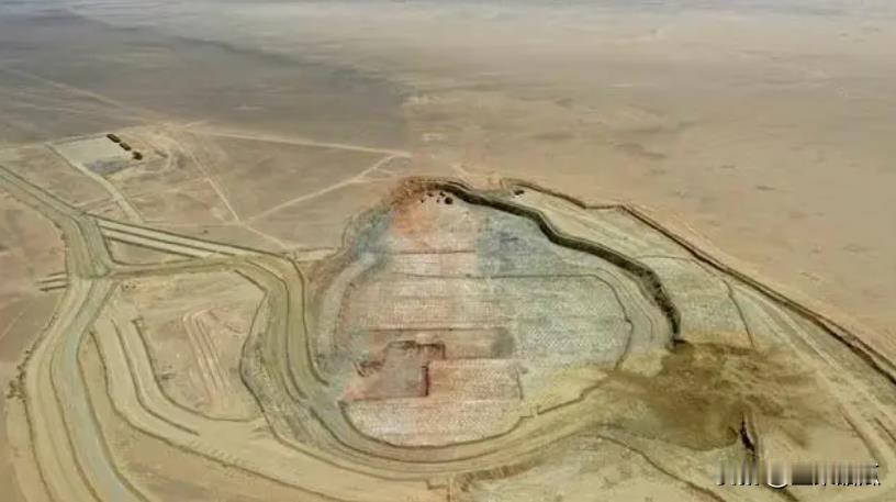 沙特财富暴增。在利雅得的一次矿业论坛上，沙特工业和矿产资源大臣班达尔·胡拉耶夫称