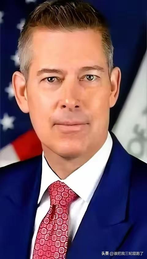 看到一条新闻，后背直发凉。

美国交通部长居然公开说，如果情况再没有好转，他们可