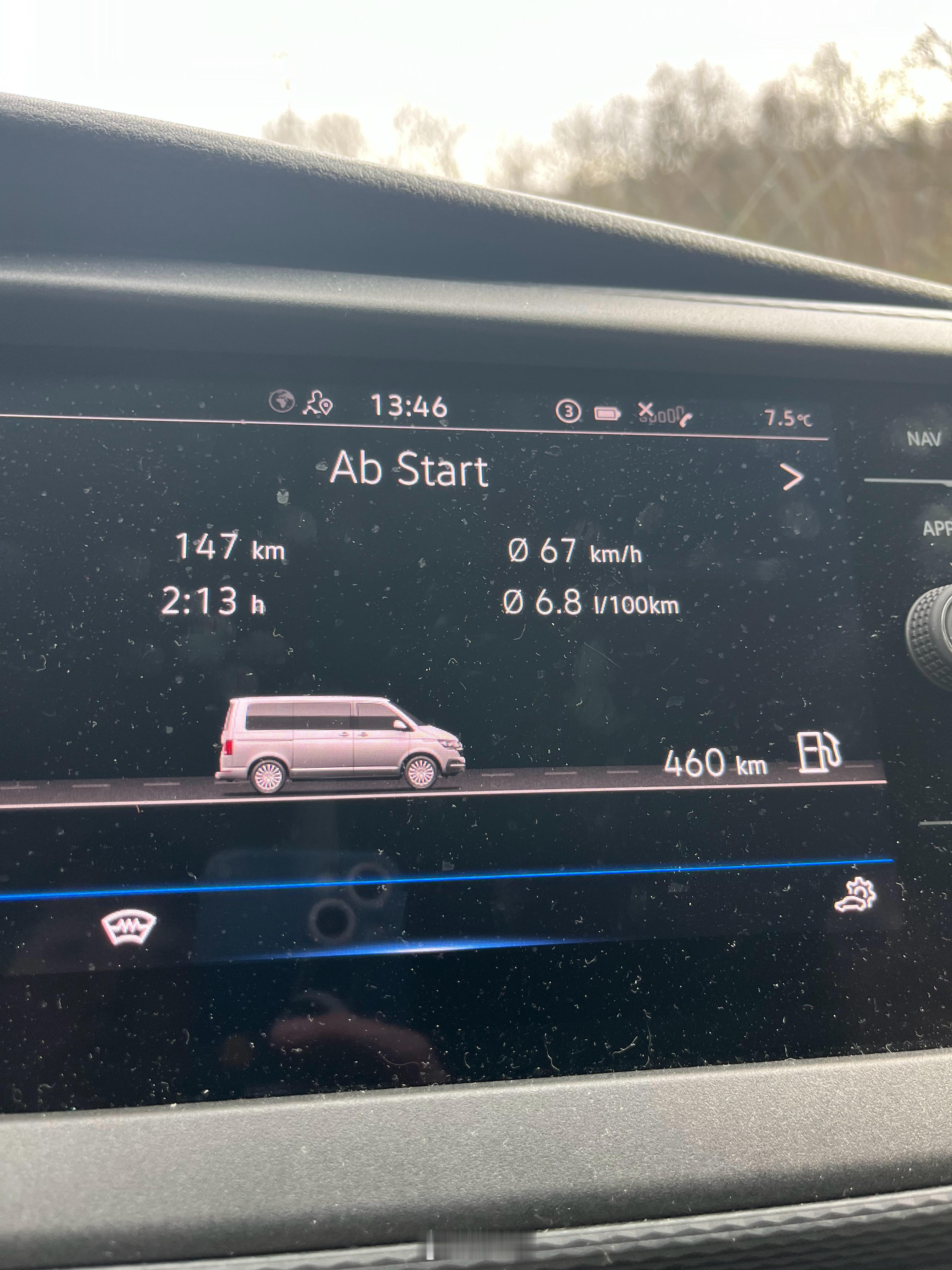 这大柴油面包子的油耗可还行，续航也是轻松1000+ 意大利·科莫湖