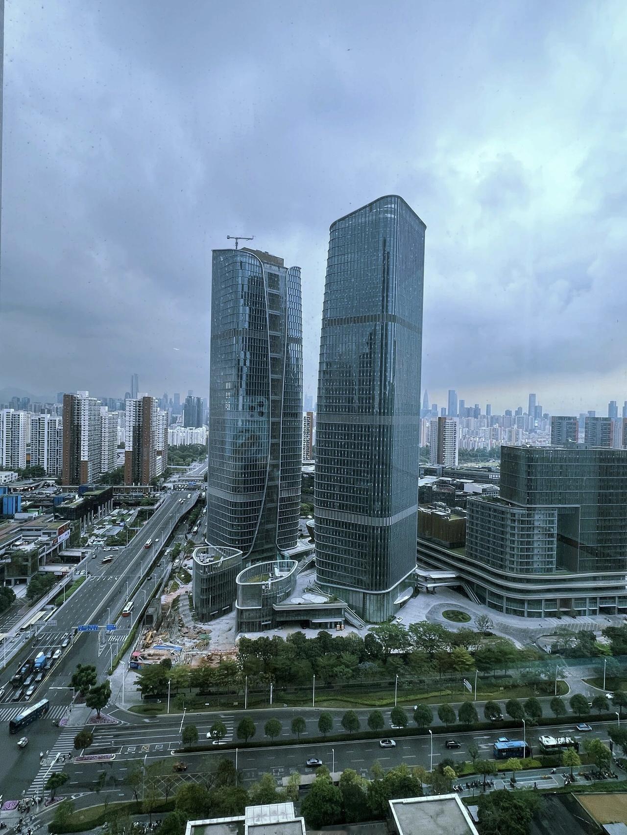 发现没？中国工业第一城深圳在2026年一季度实现工业和制造业高速增长，笔者从深圳