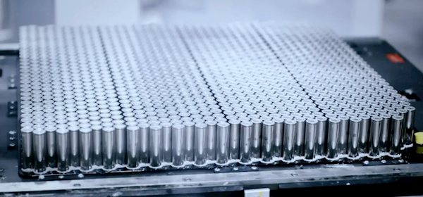 知名机构警告：部分特斯拉搭载的LG电池故障率极高,寿命缩水严重 