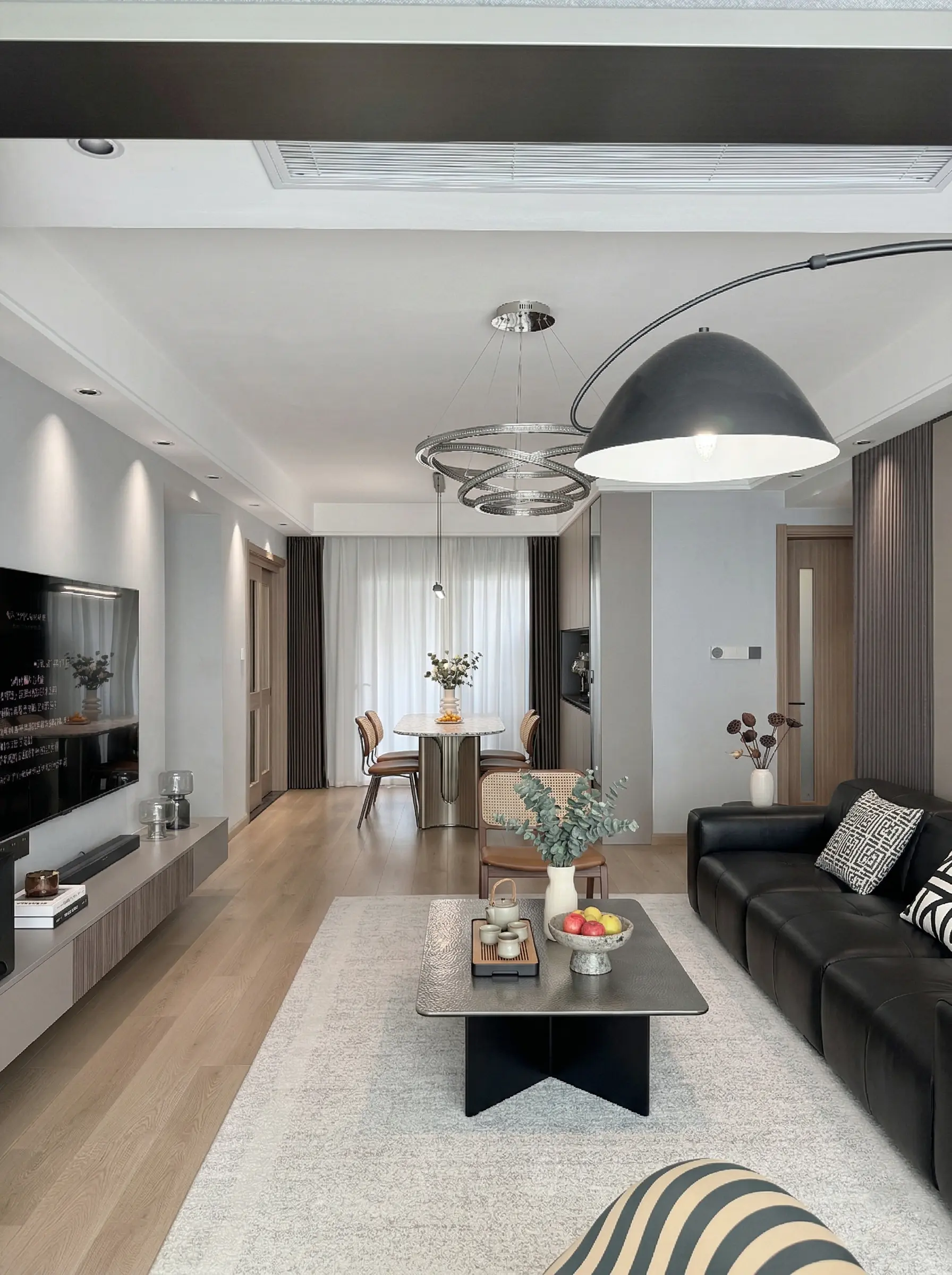 ㎡意式极简，给生活做减法，给幸福做加法