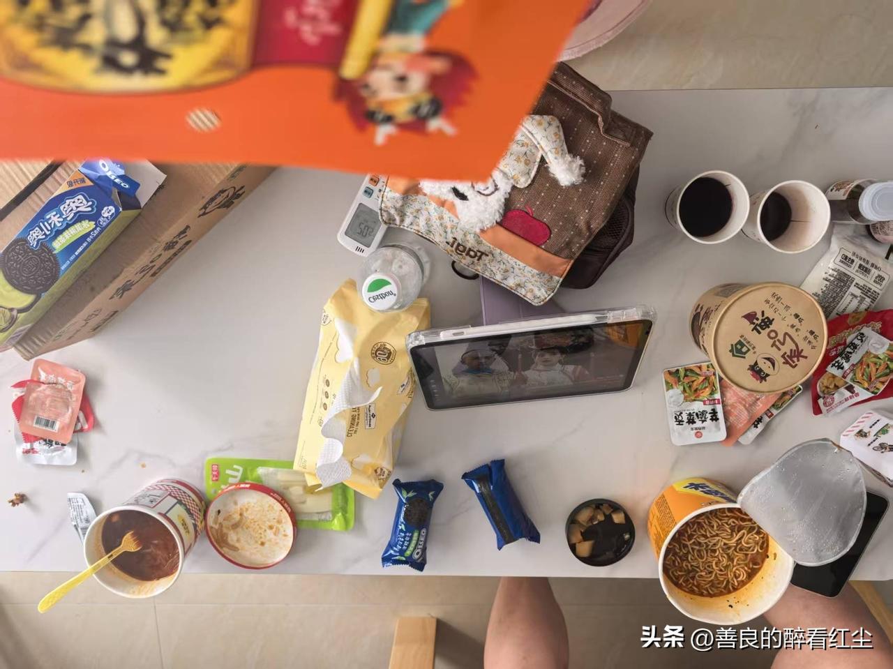 闺女，你应该这样。

“老妈，我烦亖了，我快要崩溃了，我心里很不服气。”这是女儿